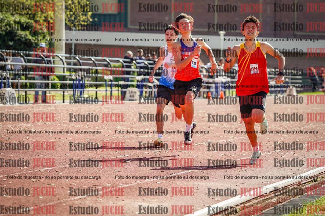 Fotos de los 600 m llanos de varones - U16