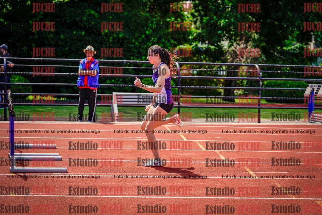 Fotos de los 100 m con vallas de mujeres