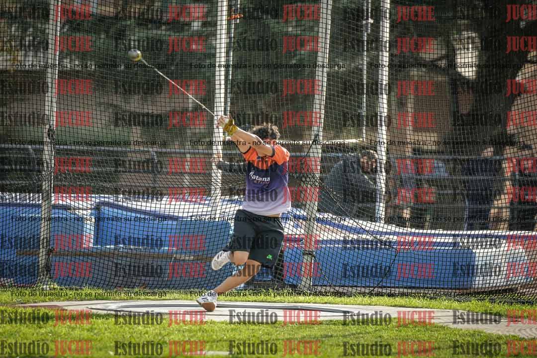 Fotos del lanzamiento de martillo de varones
