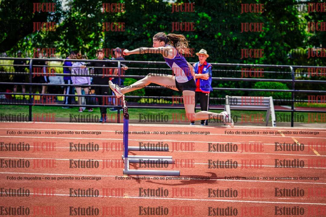 Fotos de los 100 m con vallas de mujeres