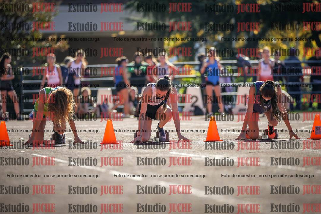 Fotos de los 80 m llanos de mujeres