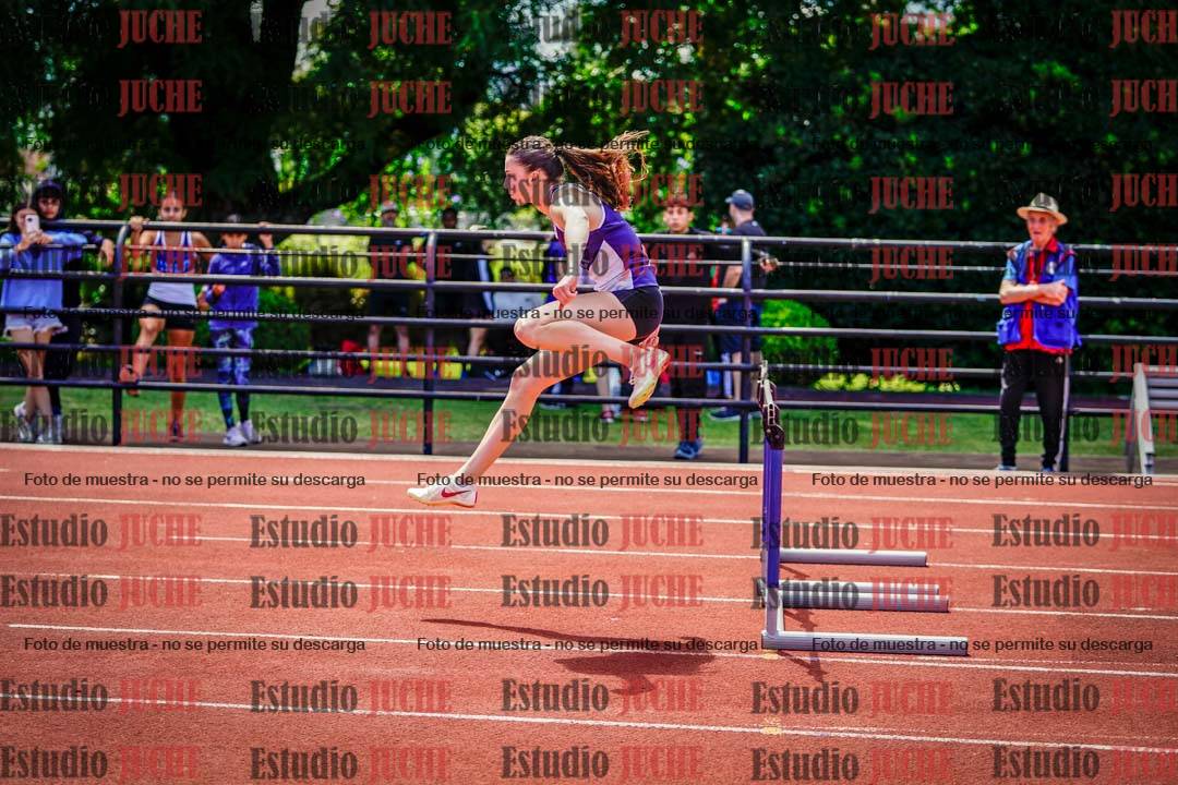 Fotos de los 100 m con vallas de mujeres