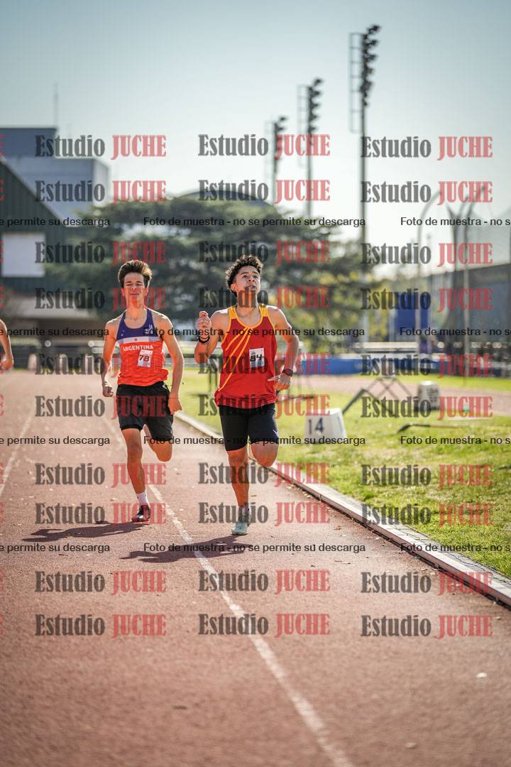 Fotos de los 600 m llanos de varones - U16