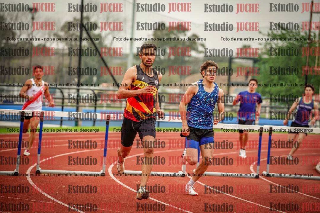 Fotos de los 400 m con vallas de varones