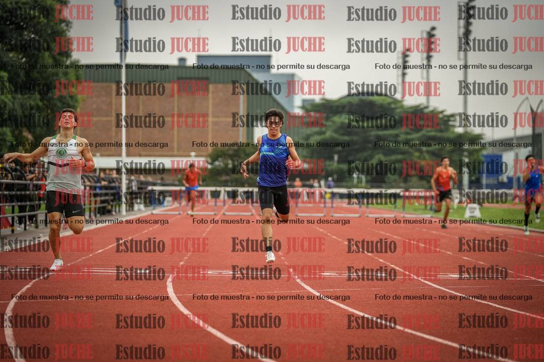 Fotos de los 400 m con vallas de varones