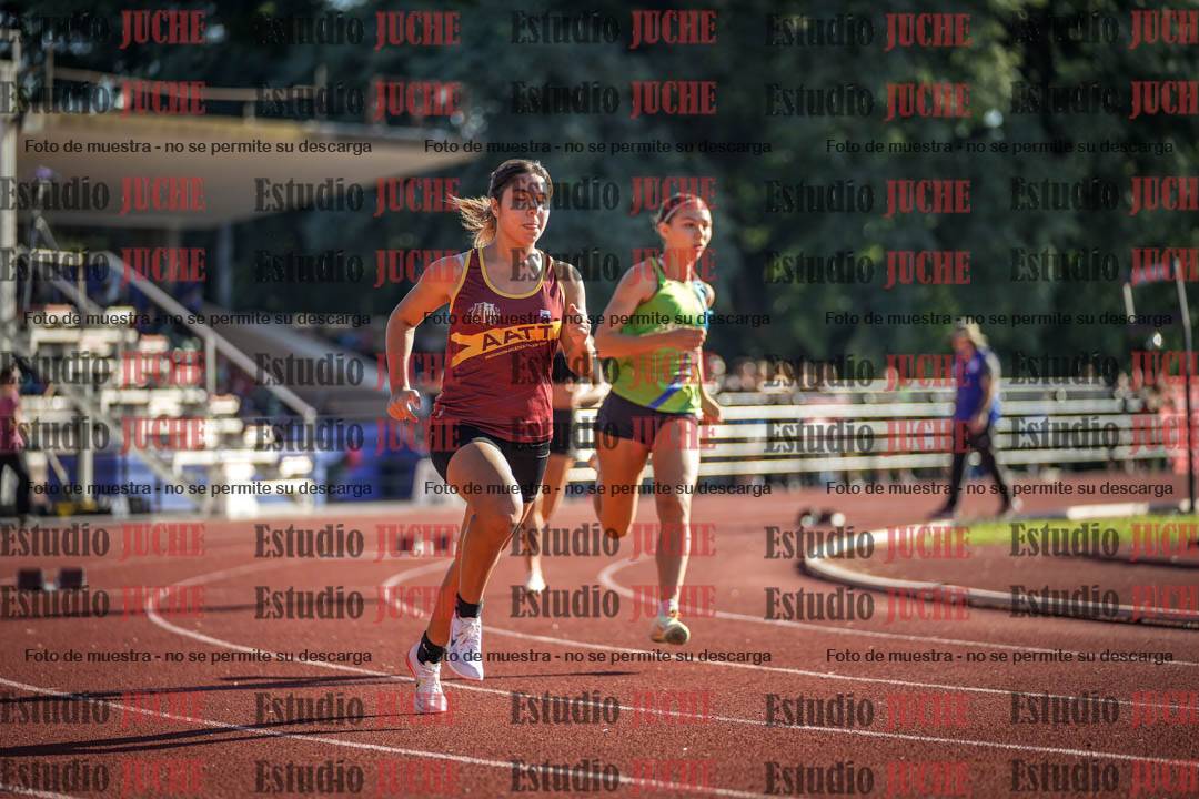 Fotos de los 400 m con vallas de mujeres