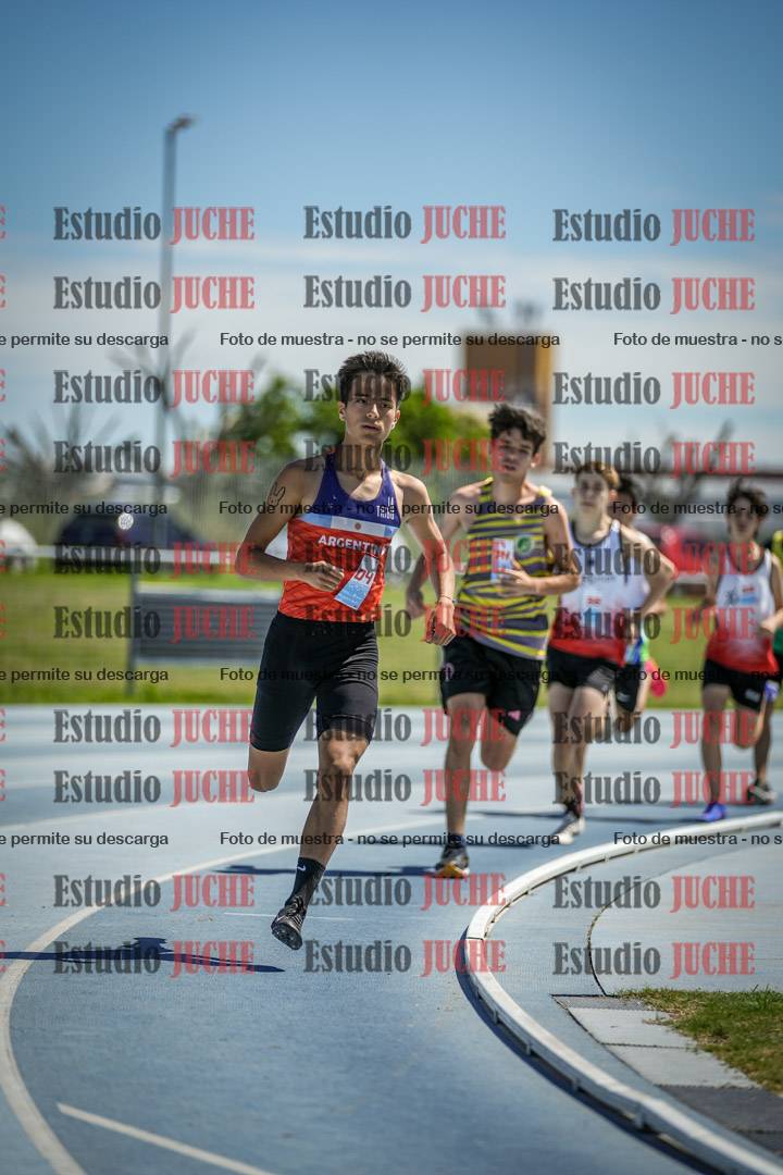 Fotos de los 600 m llanos de varones