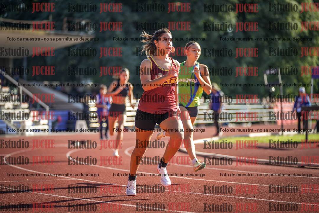 Fotos de los 400 m con vallas de mujeres