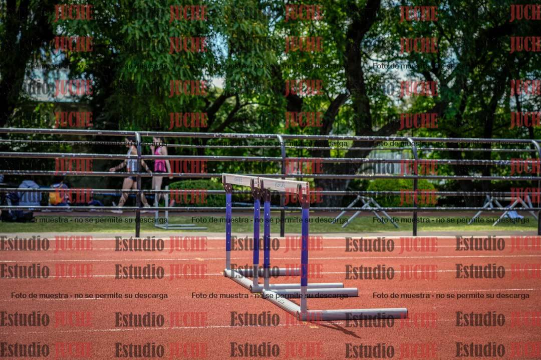 Fotos de los 100 m con vallas de mujeres