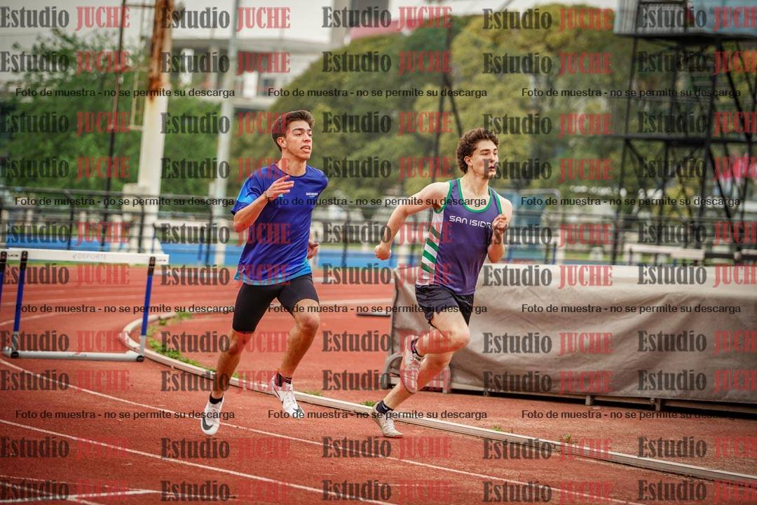 Fotos de los 400 m con vallas de varones