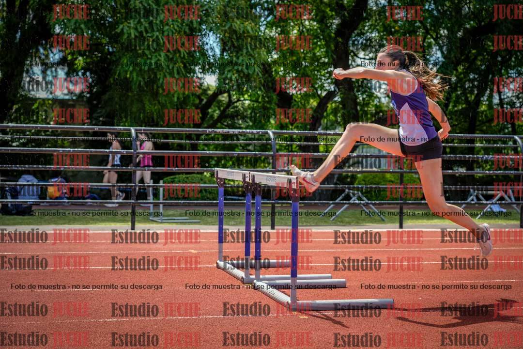 Fotos de los 100 m con vallas de mujeres