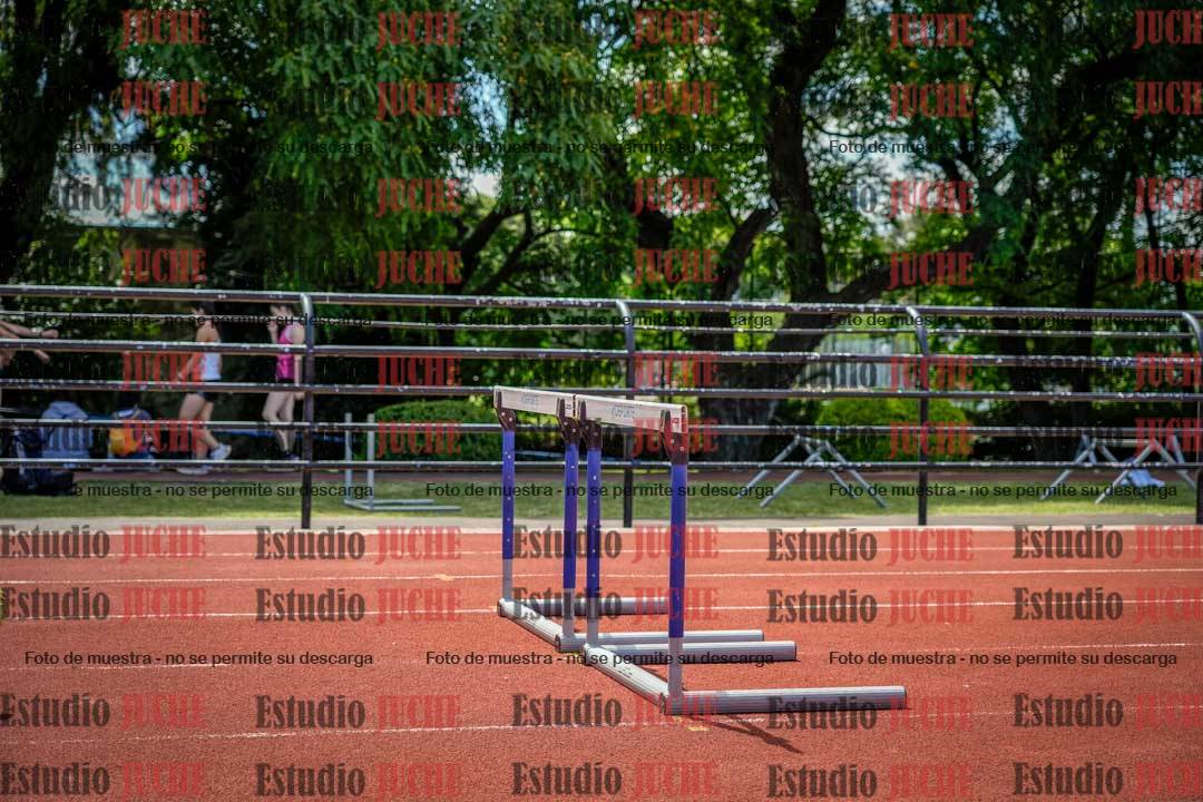Fotos de los 100 m con vallas de mujeres