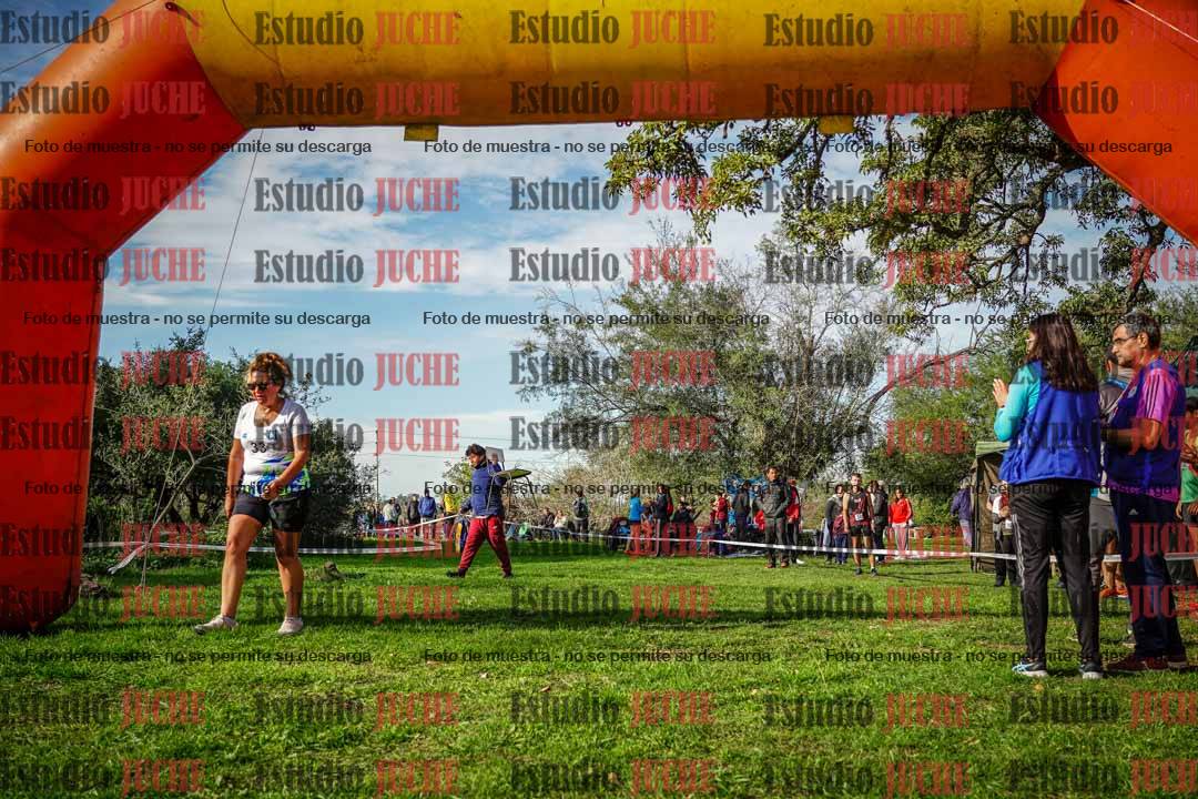 Fotos de la llegada del cross de 4000 m - mujeres