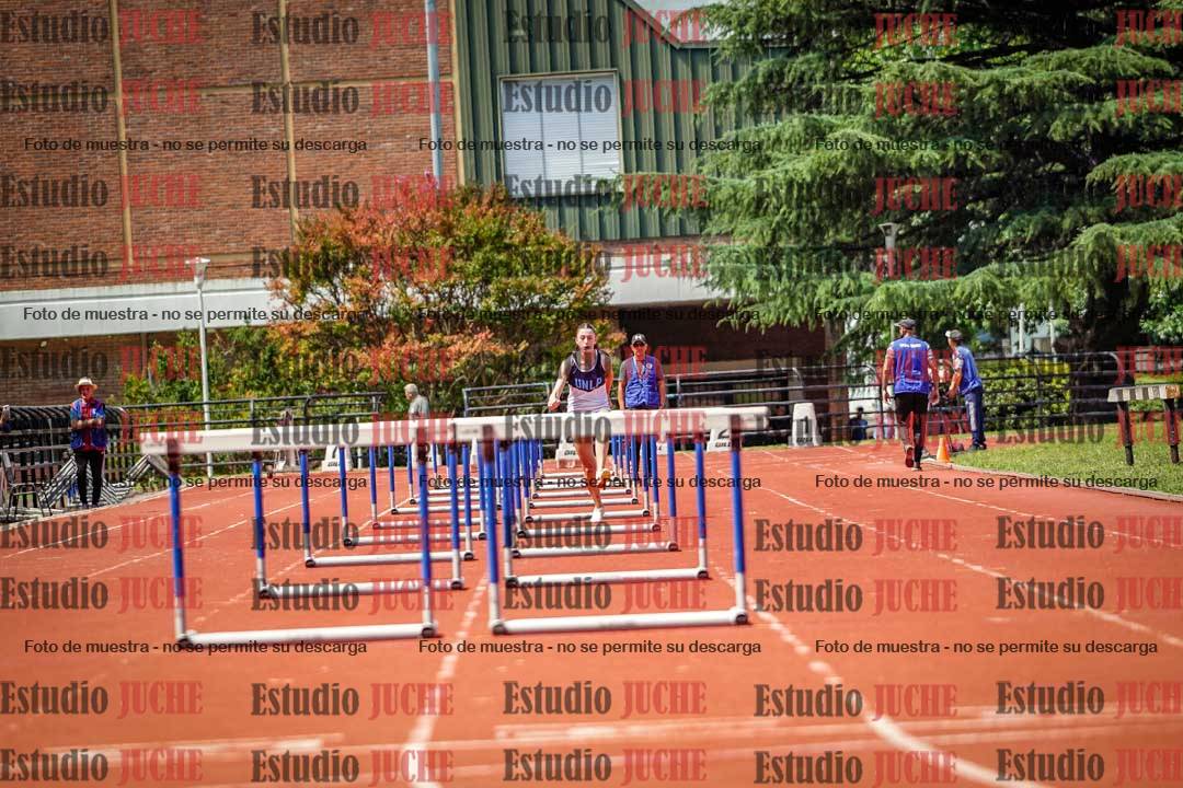 Fotos de los 100 m con vallas de mujeres