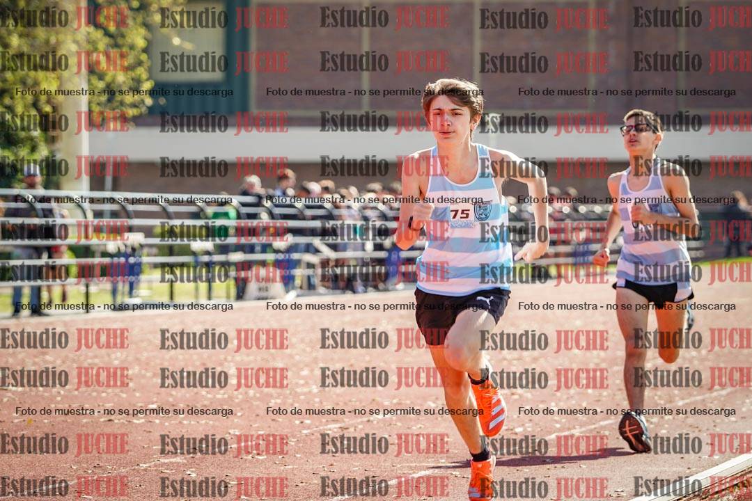 Fotos de los 600 m llanos de varones - U16
