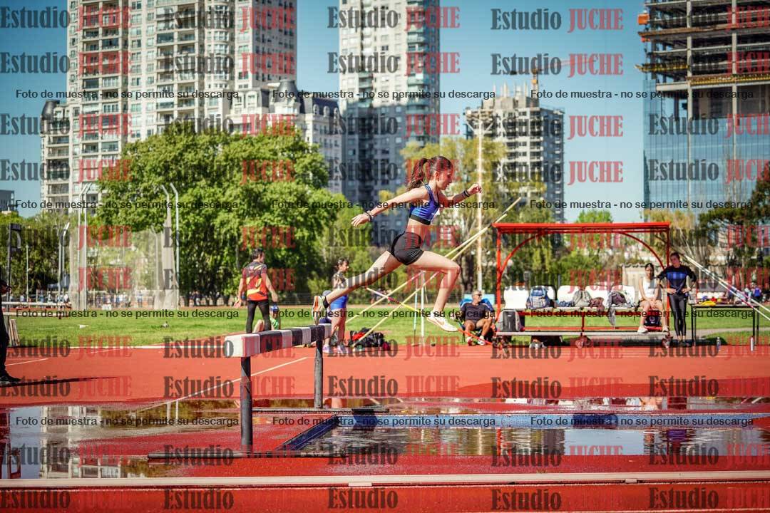 Fotos de los 1500 m con obstáculos de mujeres