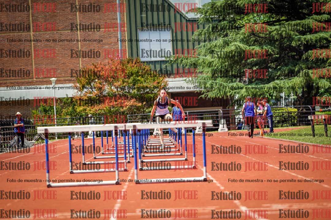Fotos de los 100 m con vallas de mujeres