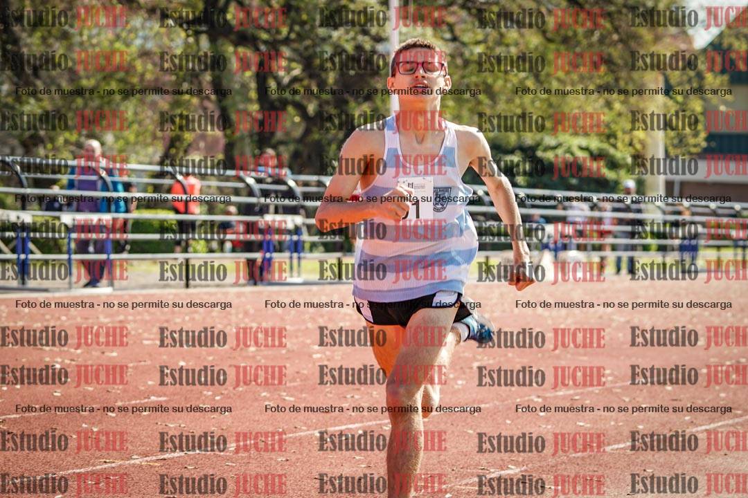 Fotos de los 600 m llanos de varones - U16