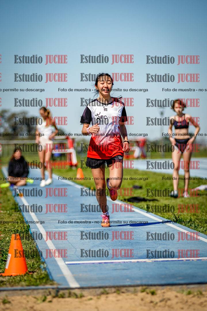 Fotos del salto en largo de mujeres - U15