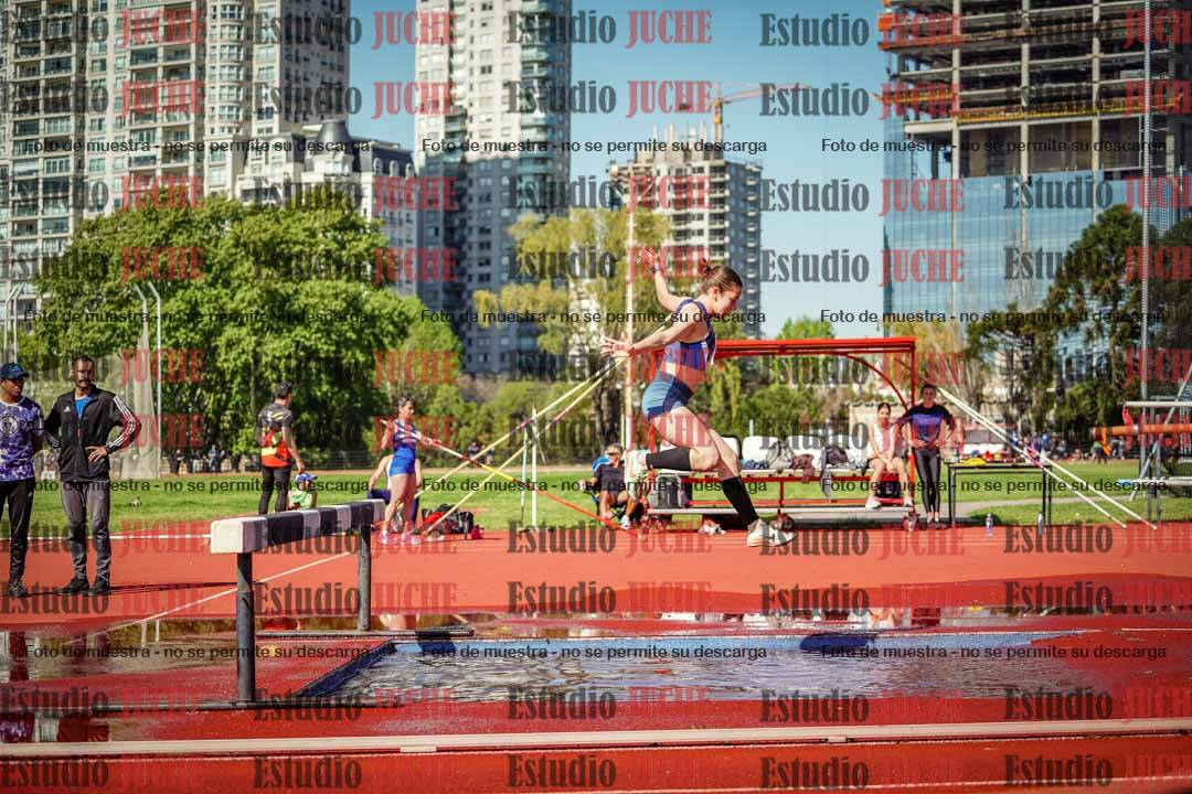 Fotos de los 1500 m con obstáculos de mujeres