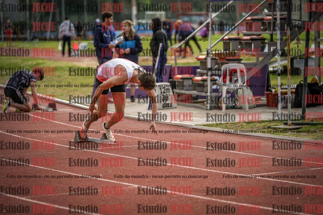 Fotos de los 400 m con vallas de varones