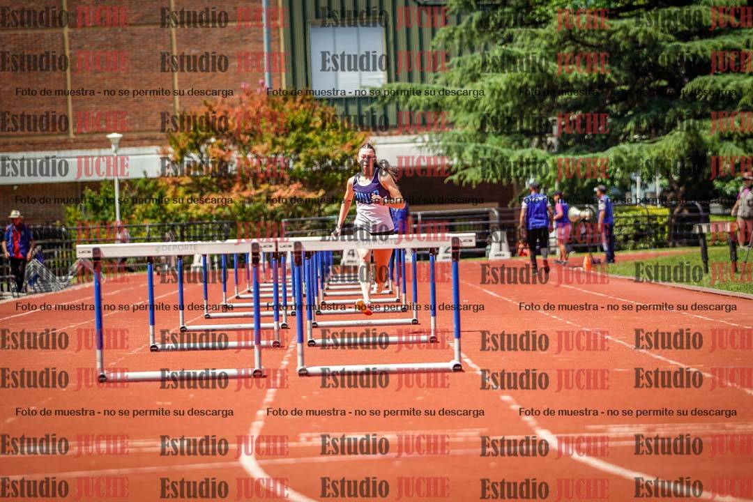 Fotos de los 100 m con vallas de mujeres