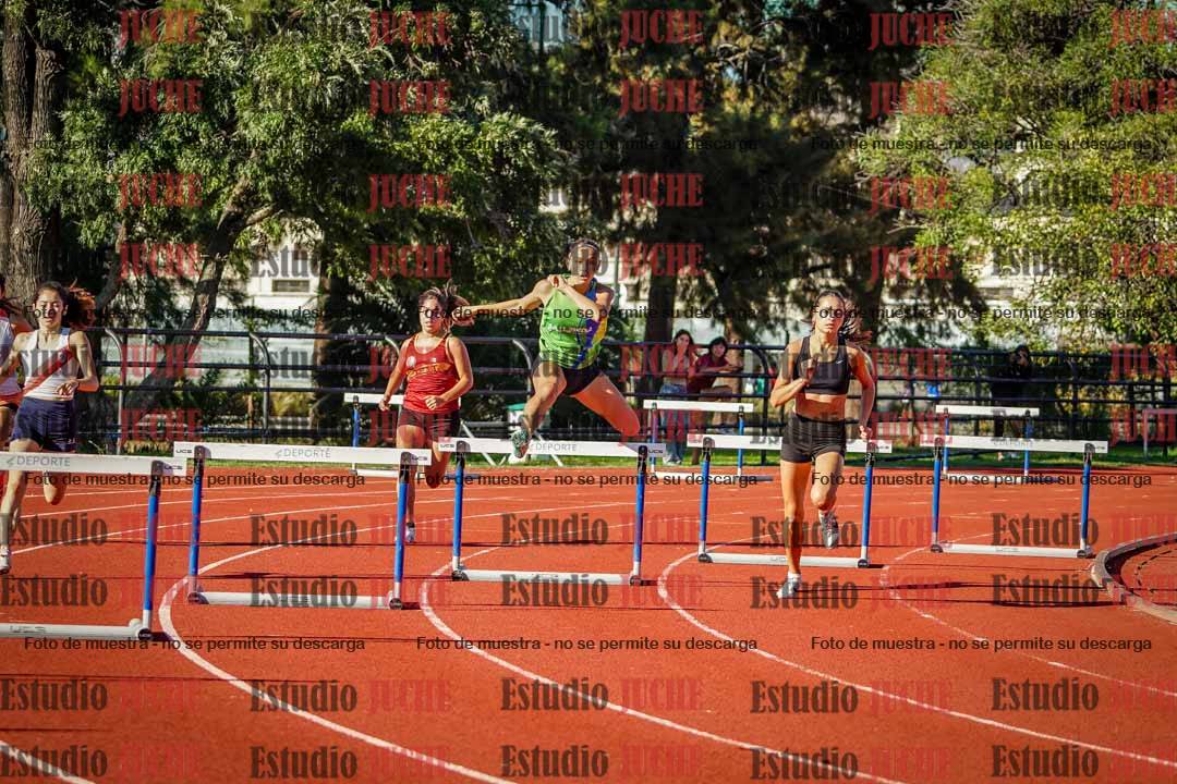 Fotos de los 400 m con vallas de mujeres