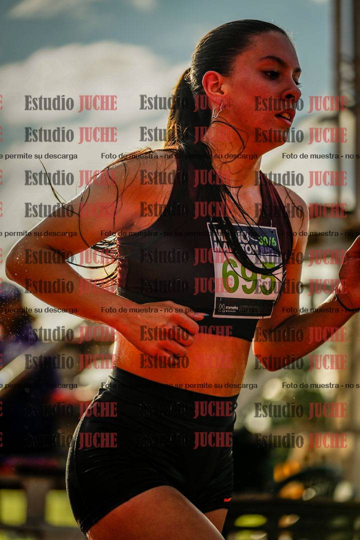 Fotos de los 2000 m con obstáculos de mujeres