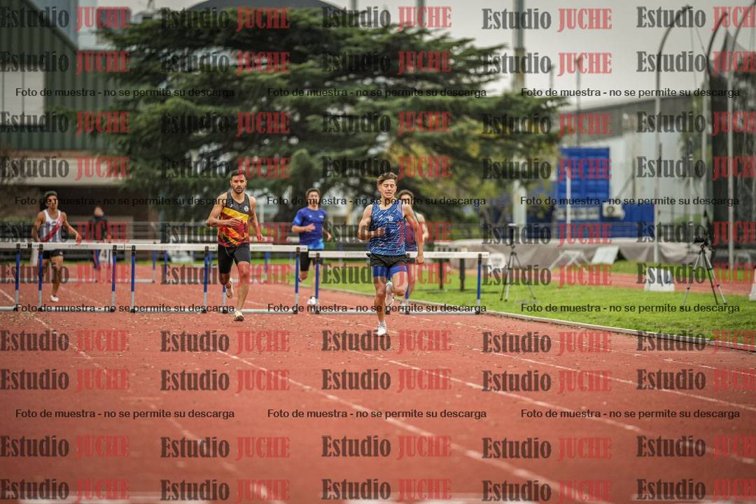 Fotos de los 400 m con vallas de varones