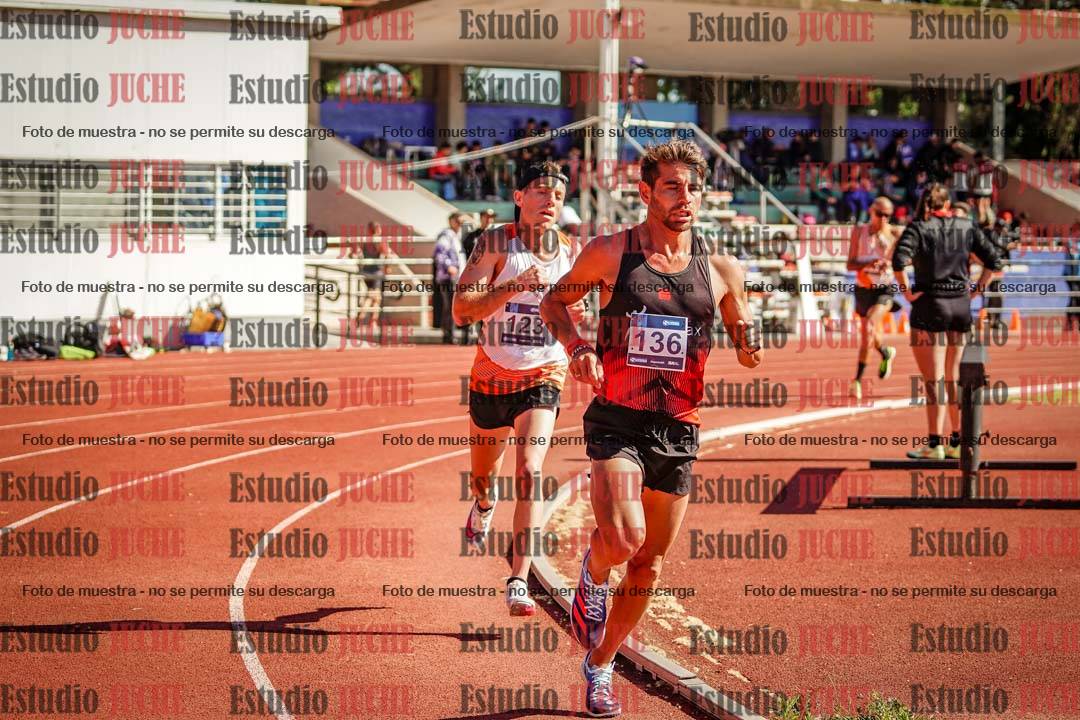 Fotos de los 10.000 m de varones - serie 1