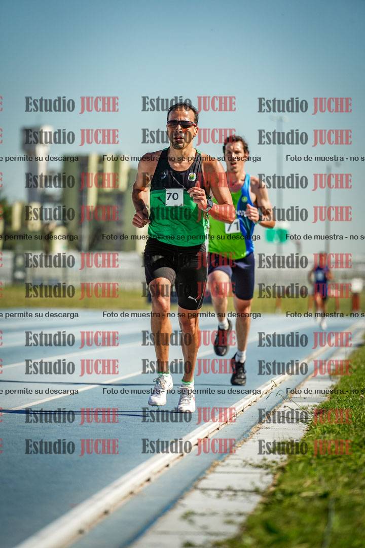 Fotos de los 5000 m de mujeres y varones - serie 1