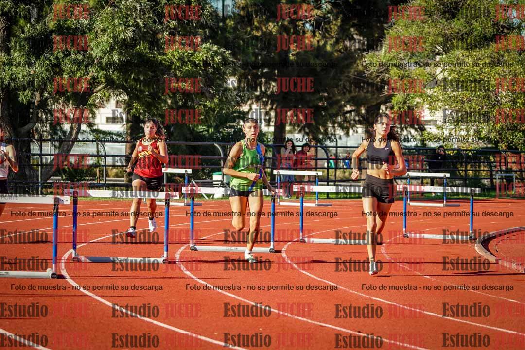 Fotos de los 400 m con vallas de mujeres