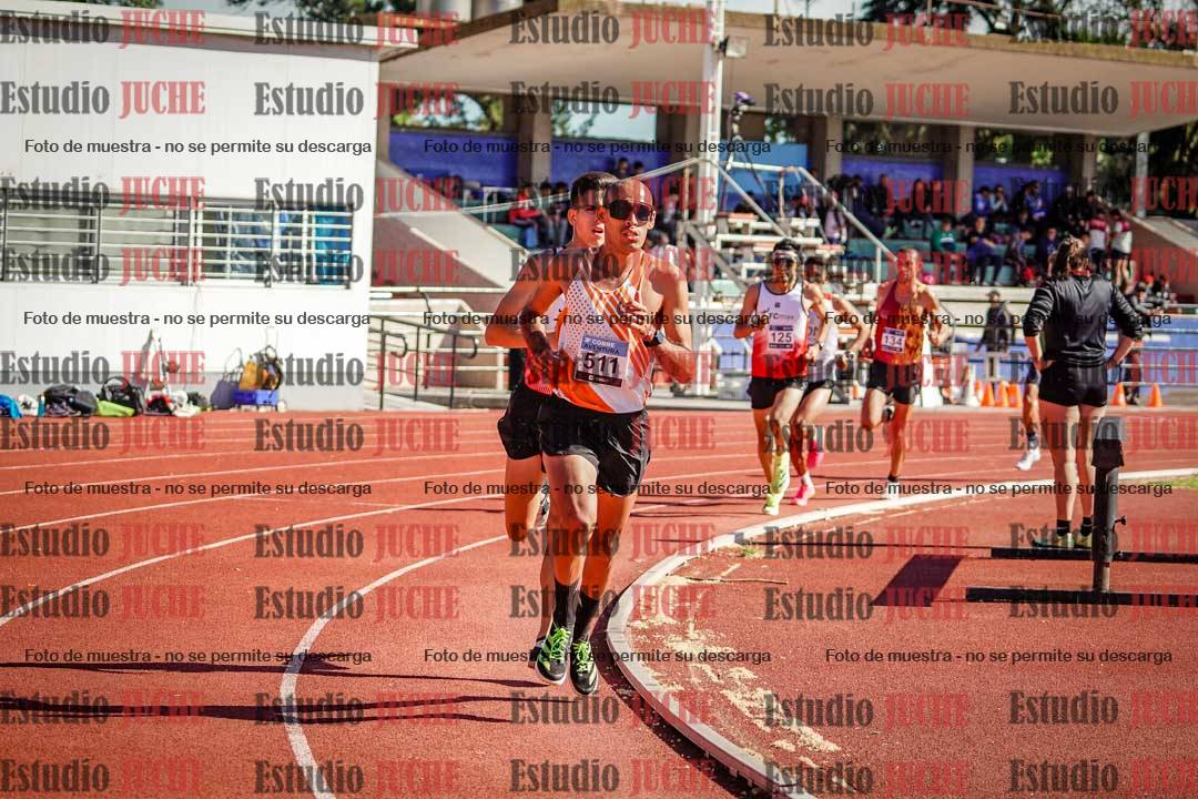 Fotos de los 10.000 m de varones - serie 1