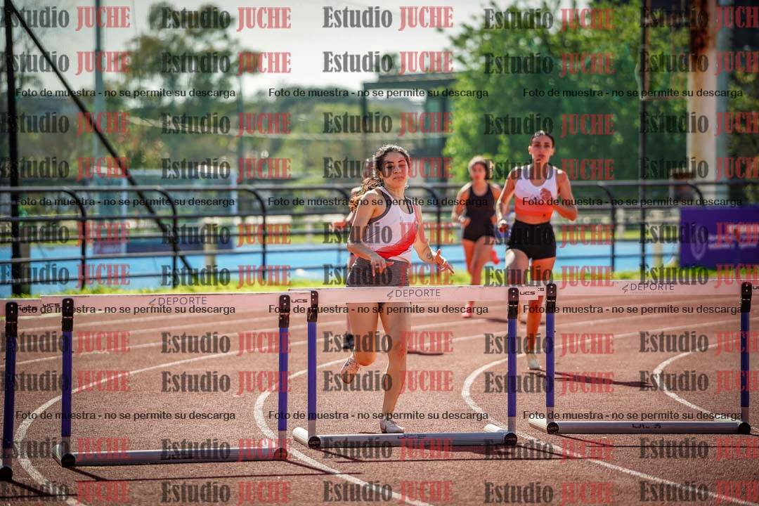 Fotos de los 400 m con vallas de mujeres