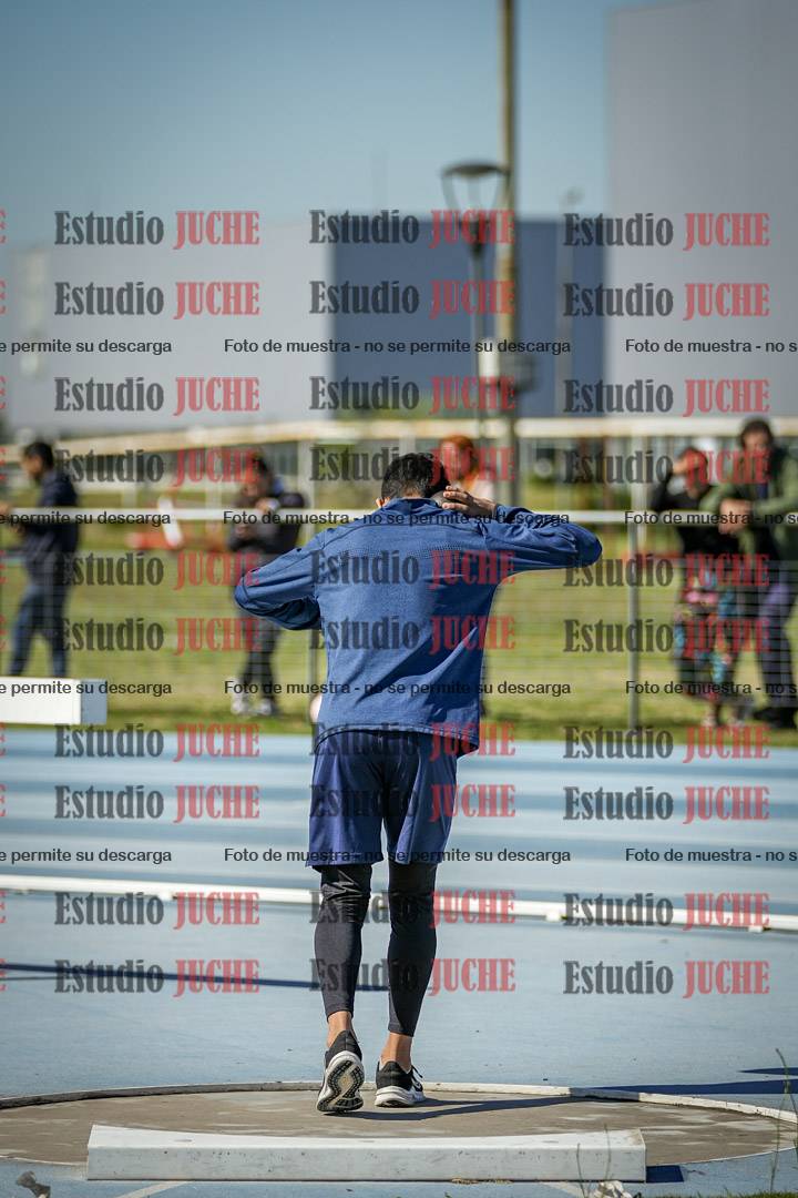 Fotos del lanzamiento de bala de varones