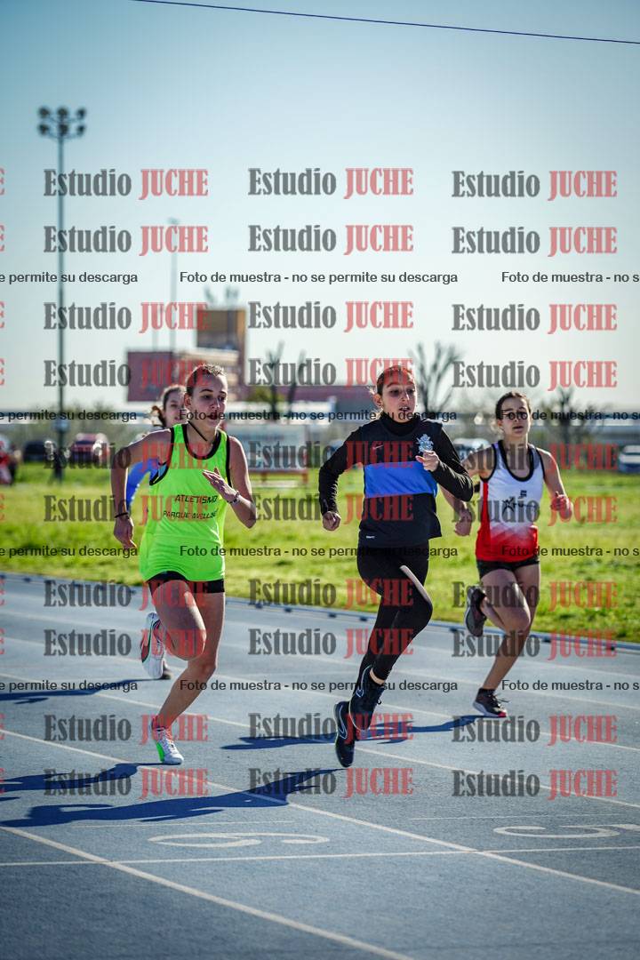Fotos de los 80 m llanos de mujeres - U14