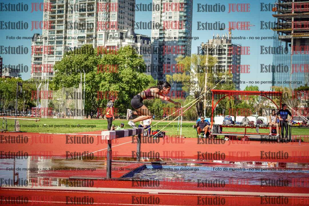 Fotos de los 1500 m con obstáculos de mujeres