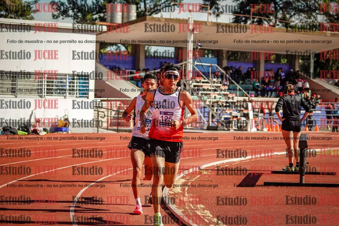 Fotos de los 10.000 m de varones - serie 1