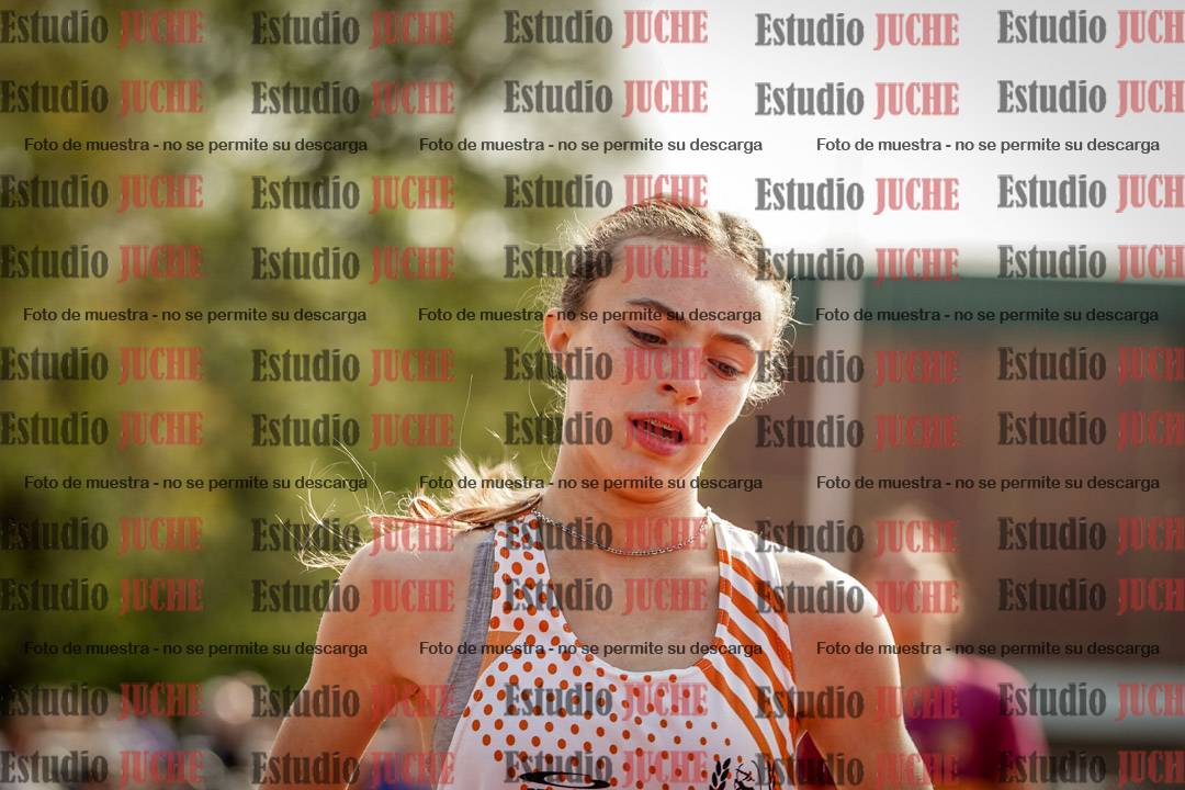 Fotos de los 80 m con vallas de mujeres
