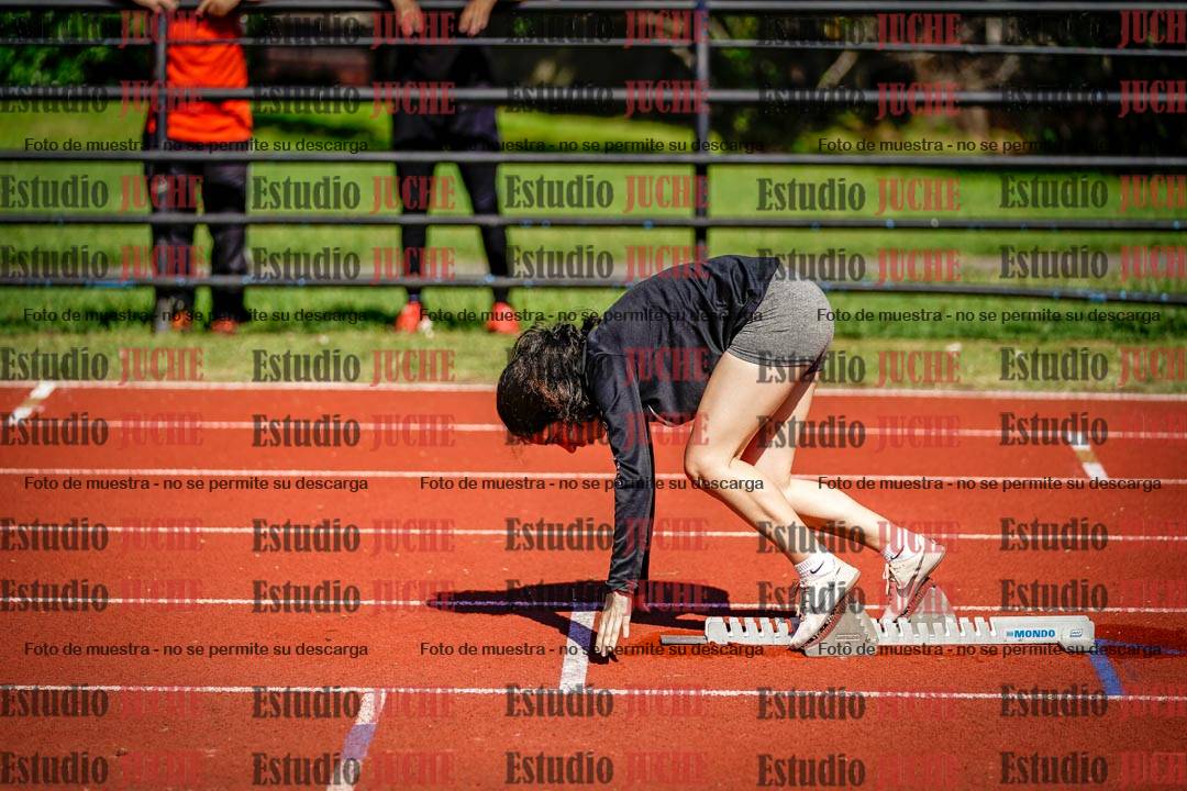 Fotos de los 400 m con vallas de mujeres