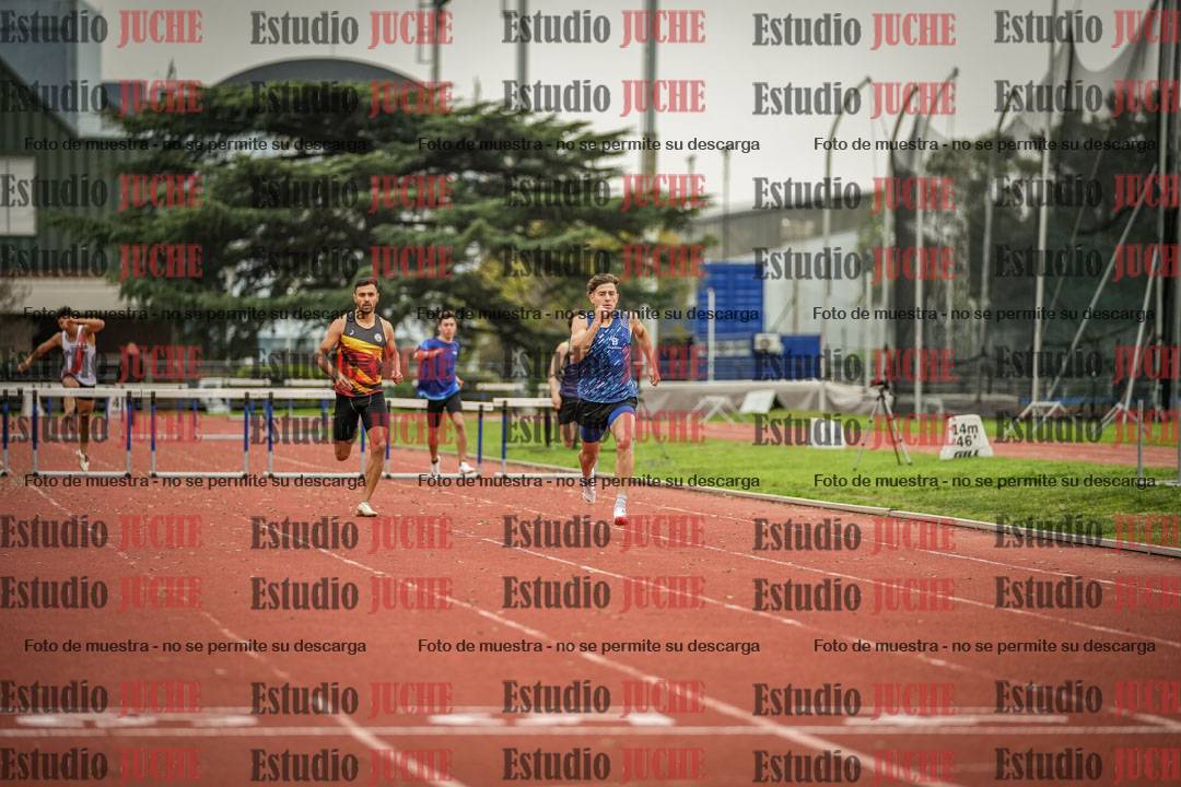 Fotos de los 400 m con vallas de varones