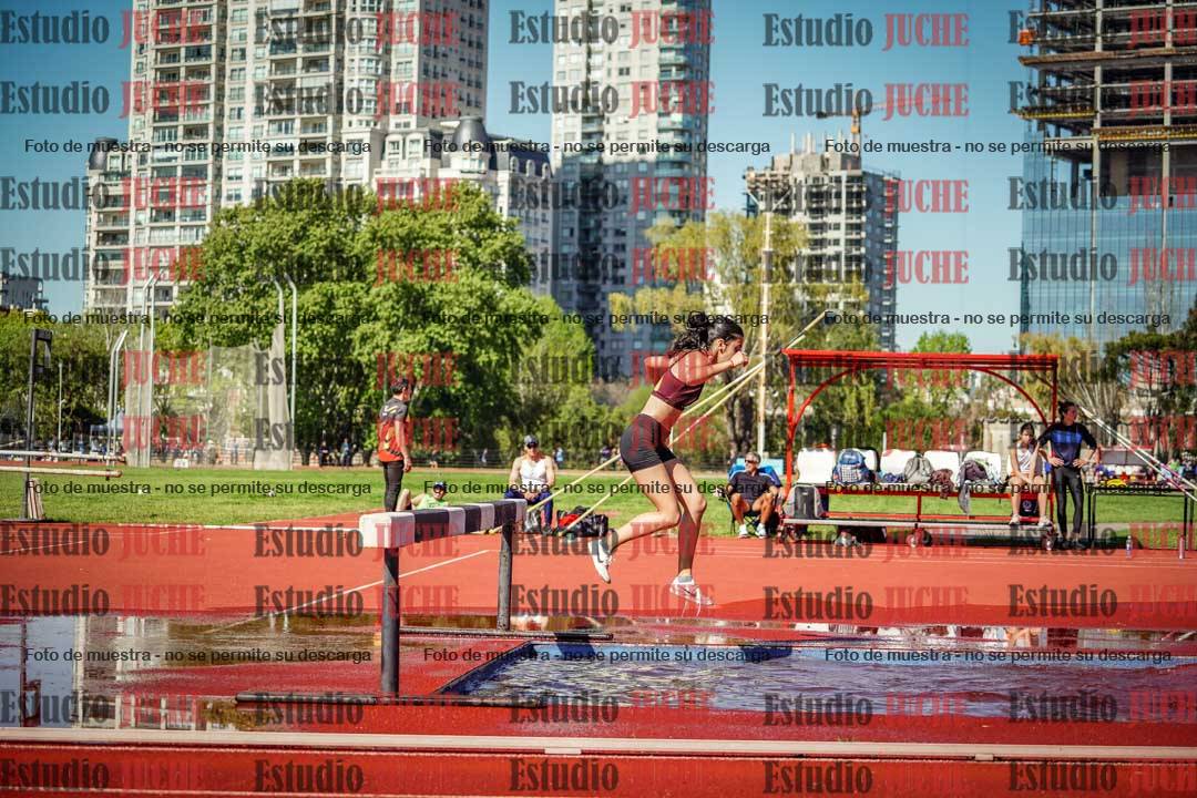 Fotos de los 1500 m con obstáculos de mujeres