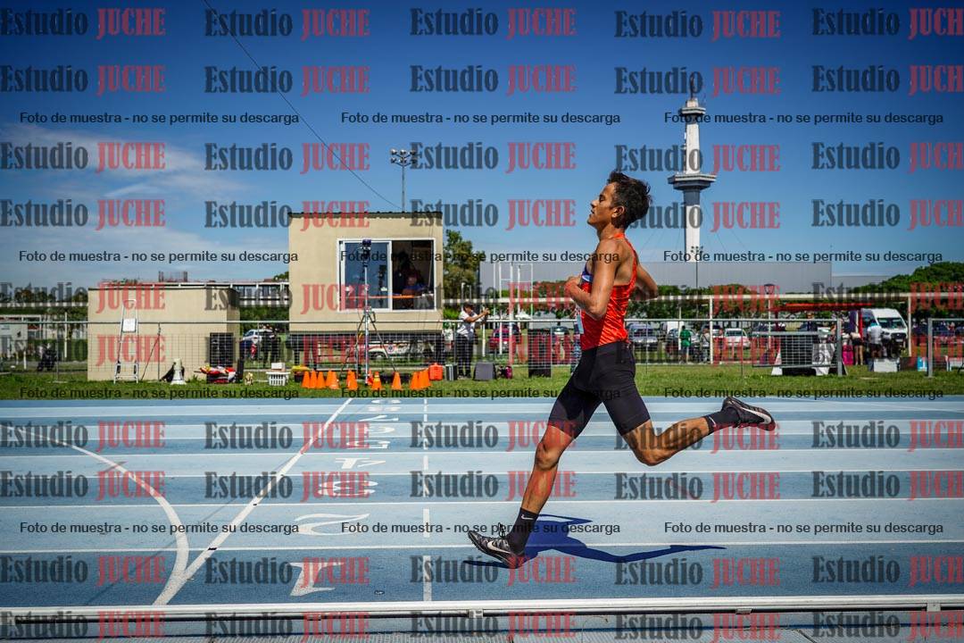 Fotos de los 600 m llanos de varones