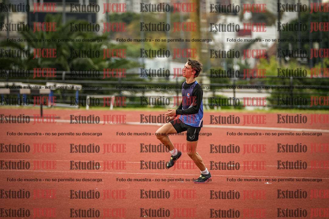 Fotos del salto en alto de varones