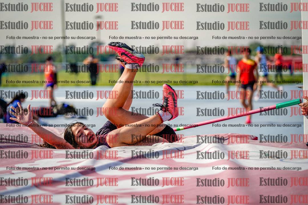 Fotos del salto en alto de mujeres - heptatlón 2