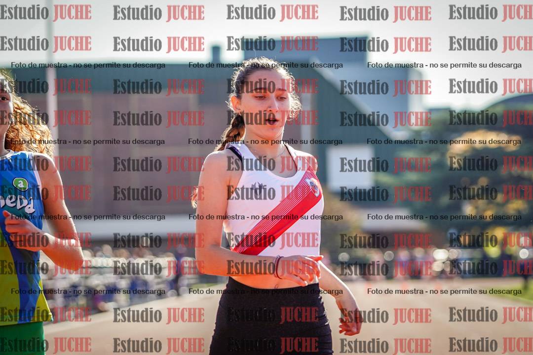Fotos de los 80 m llanos de mujeres