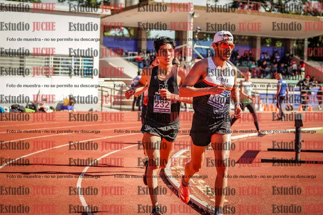 Fotos de los 10.000 m de varones - serie 1