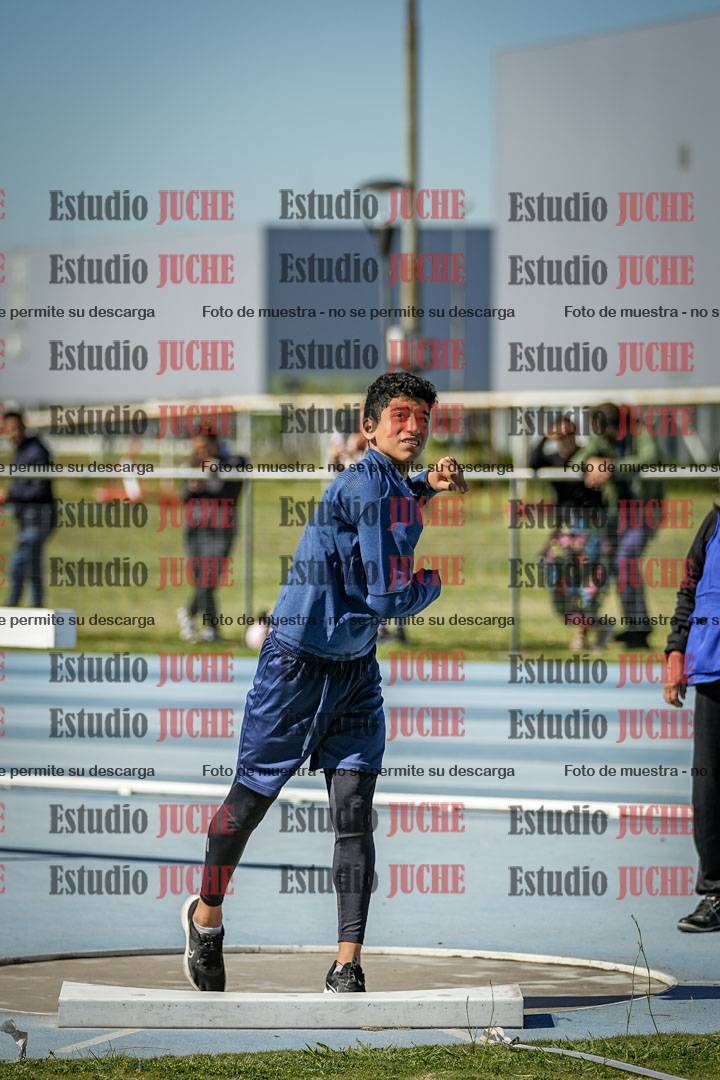 Fotos del lanzamiento de bala de varones