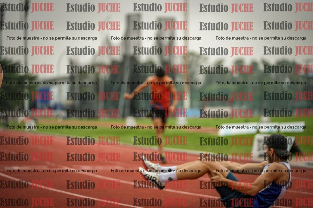 Fotos de los 400 m con vallas de varones