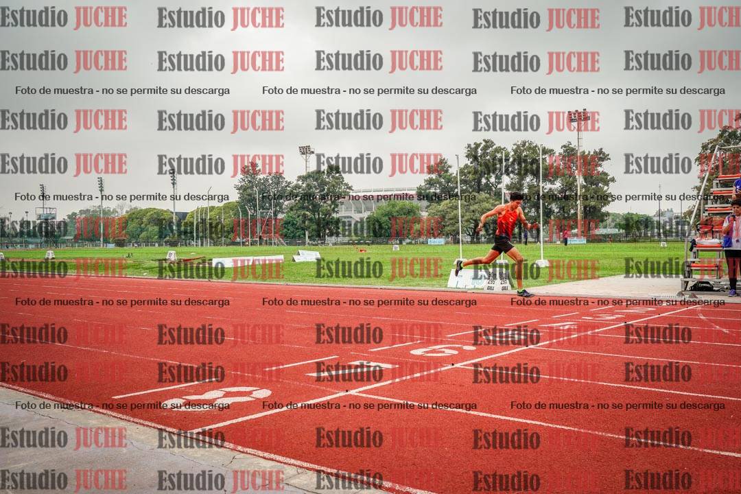 Fotos de los 400 m con vallas de varones